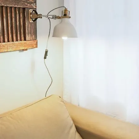 Lacatorce アパート ベナルマデナ