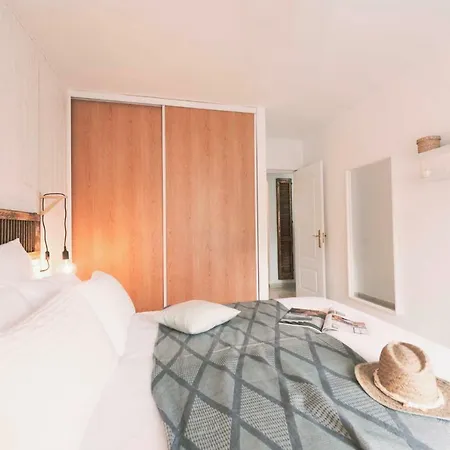 アパート Lacatorce ベナルマデナ